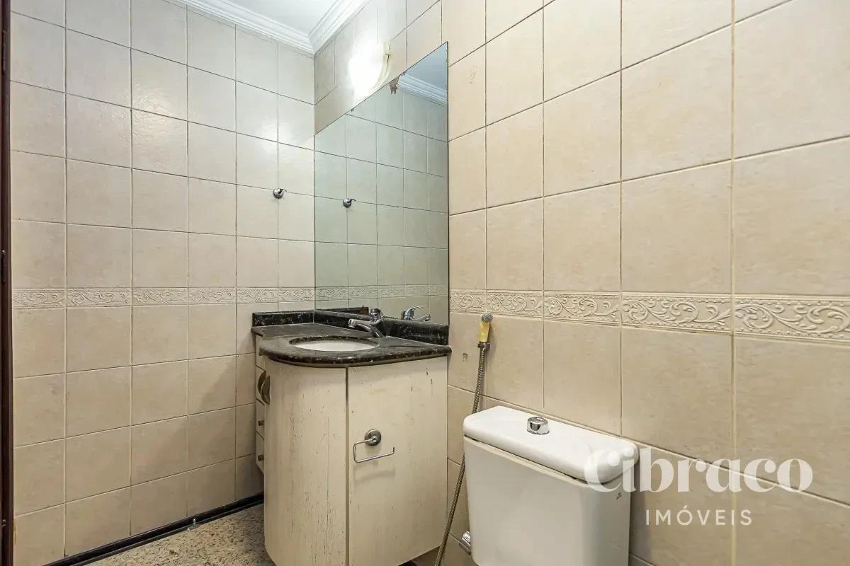 Ванна та 4 спальні: будинок 327 м² — photo 30