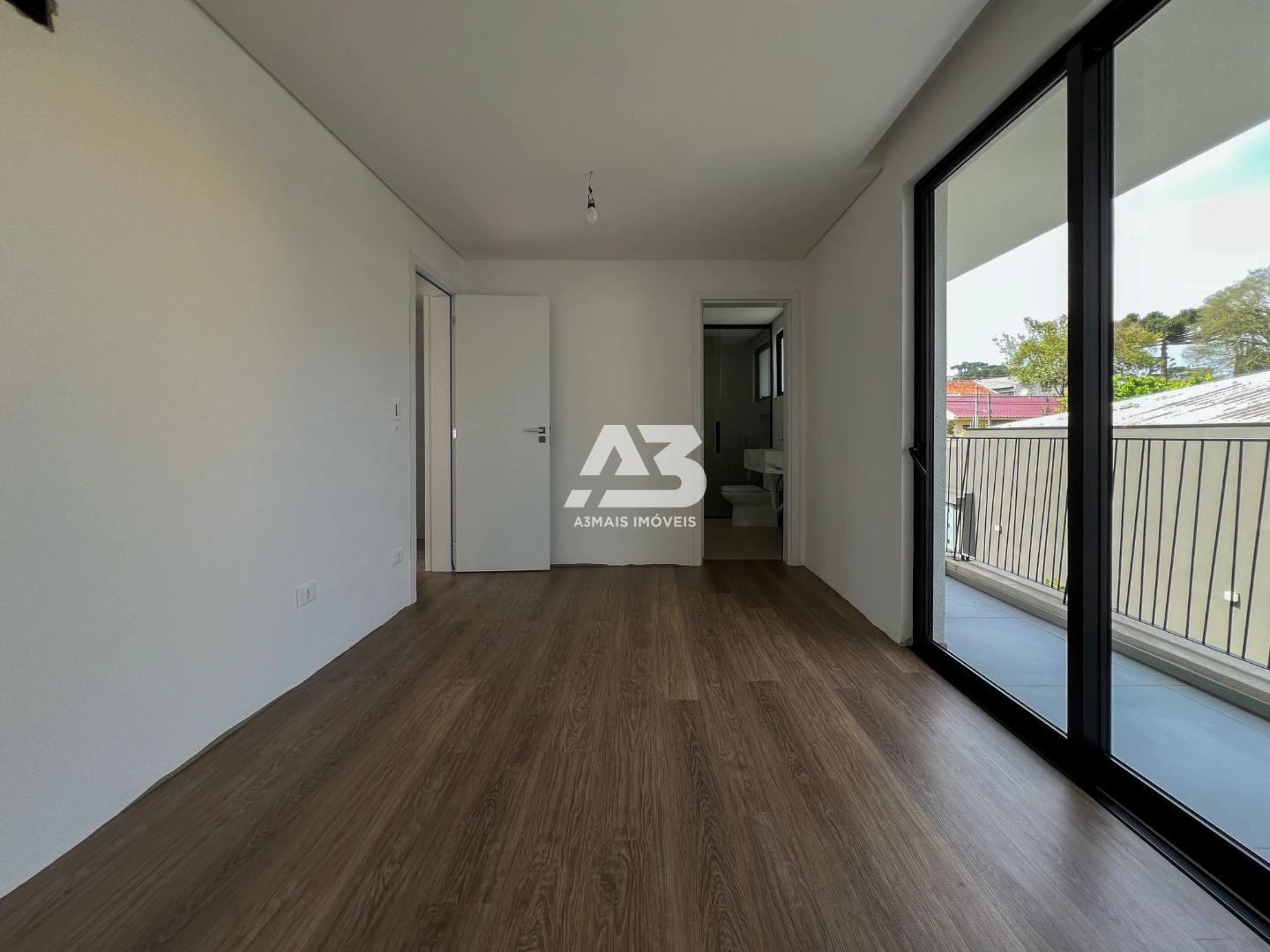 3-bedroom house, 1 with its own bathroom, 137 m², Curitiba — photo 11