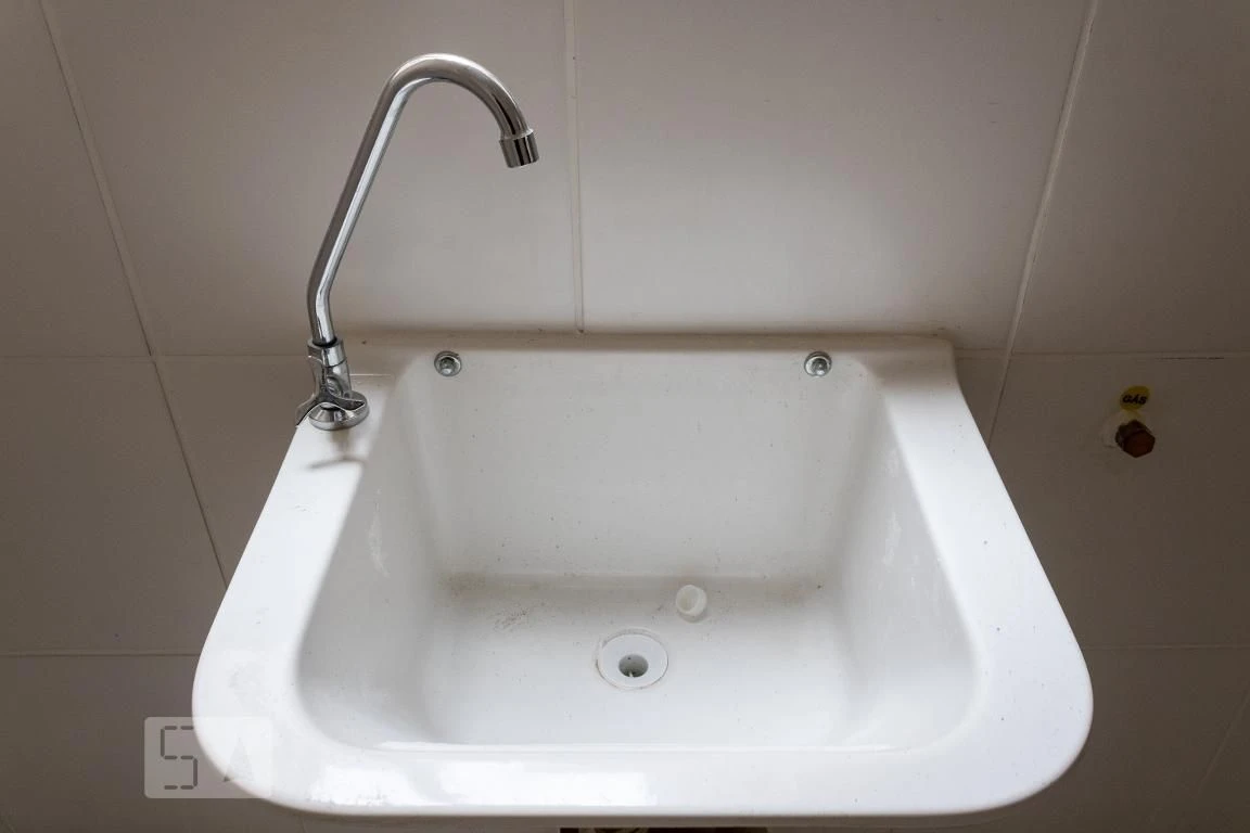 Apartamento sem mobília com 2 quartos e área de serviço — photo 46