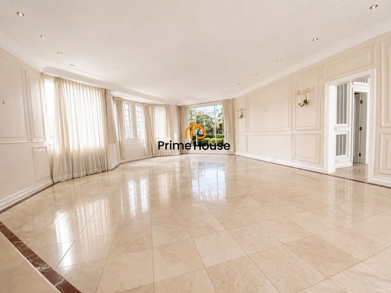 House with 5 bedrooms and 1000 m² plus 3 parking spots — photo 11