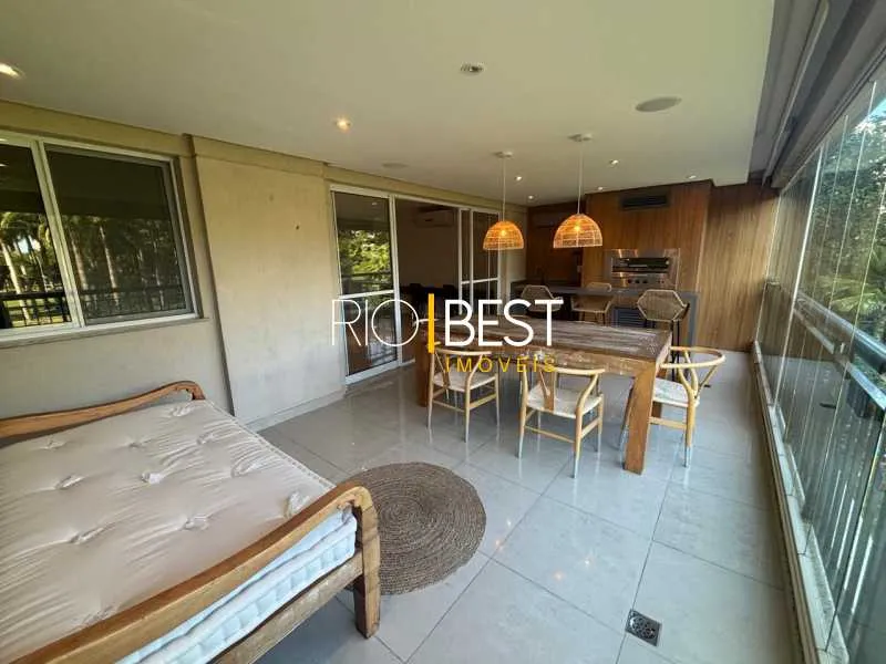 Apartamento com 3 suítes, 5 banheiros e varanda envidraçada — photo 7