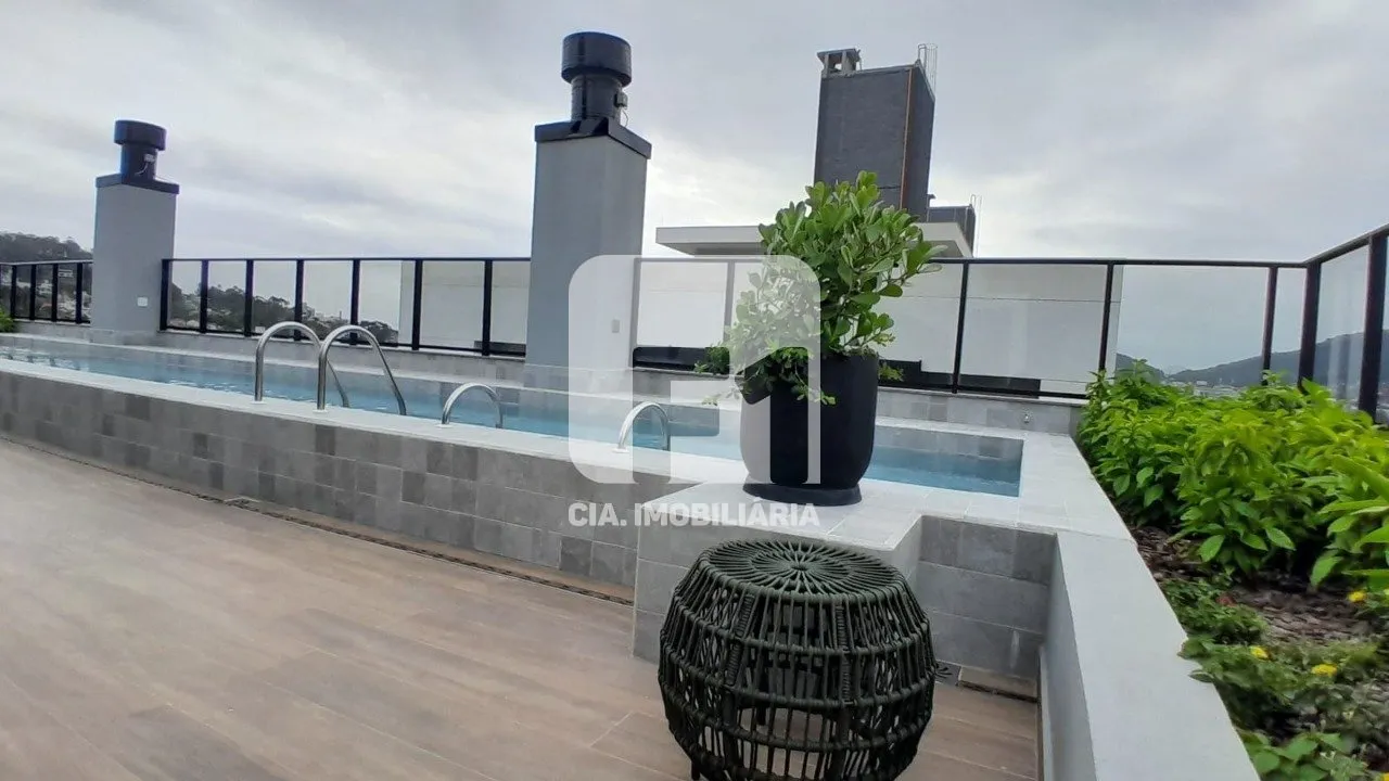 Furnished apartment with 2 en-suite bedrooms — photo 40