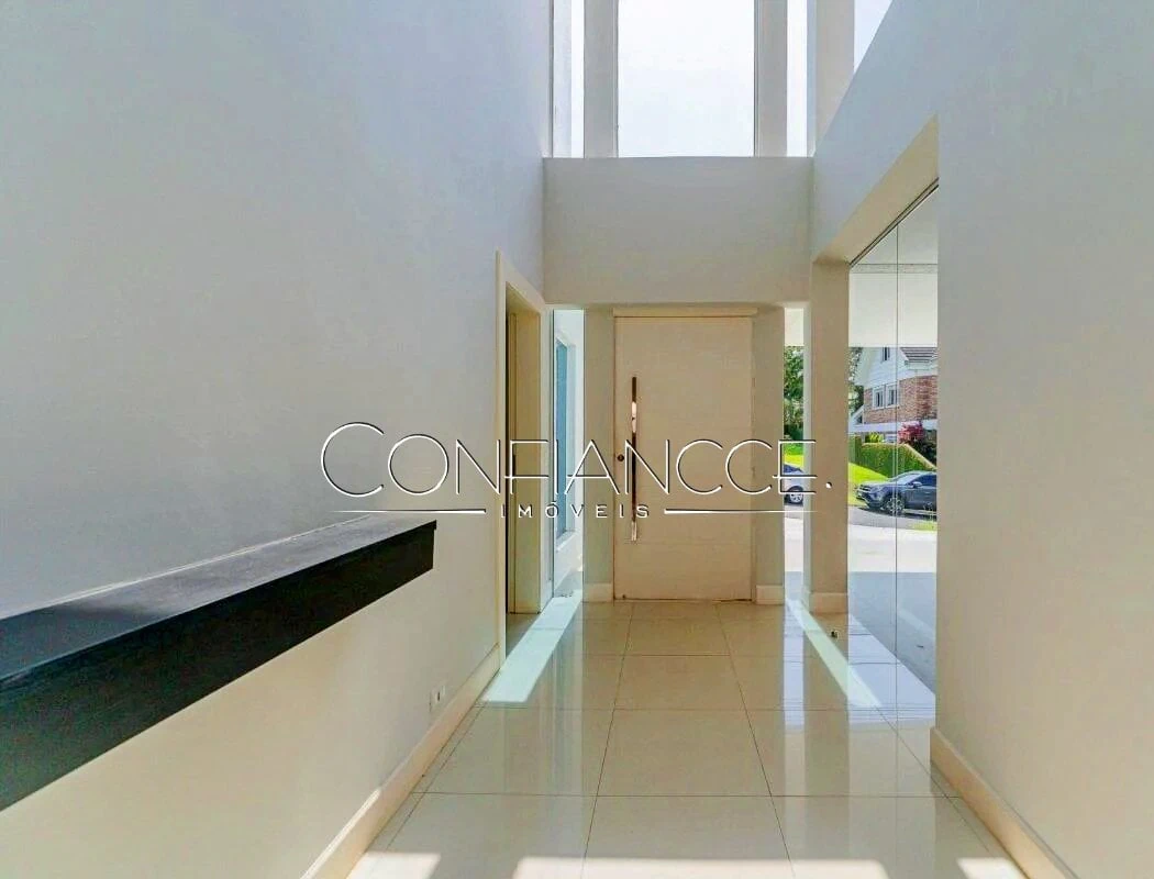 Furnished house, 350 m², with floor-to-ceiling windows — photo 21