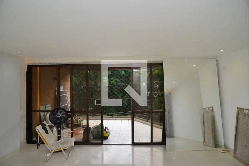 Apartment, 133 m², with a glass-enclosed balcony — photo 14