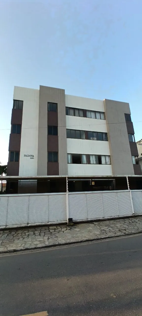 Apartamento para alugar com 2 quartos e 2 banheiros