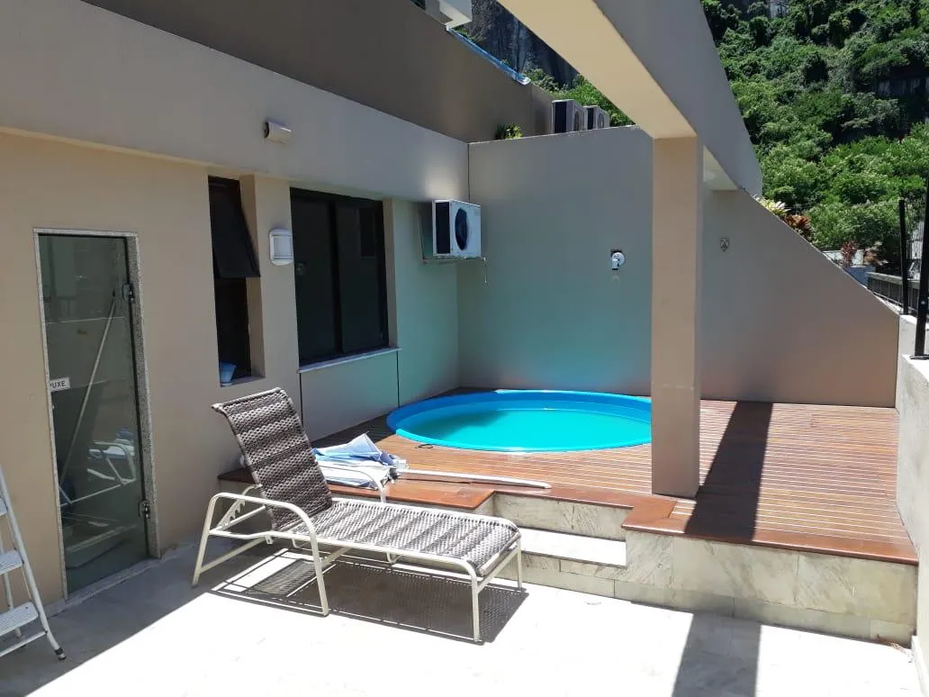 175 m² apartment with 3 bedrooms and a balcony — photo 9