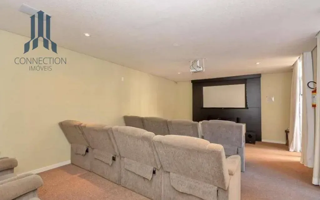 Apartment on the 3rd floor with a glass-enclosed balcony — photo 46