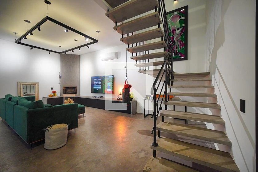 Mountain view in a 5-bedroom house, 330 m² — photo 6