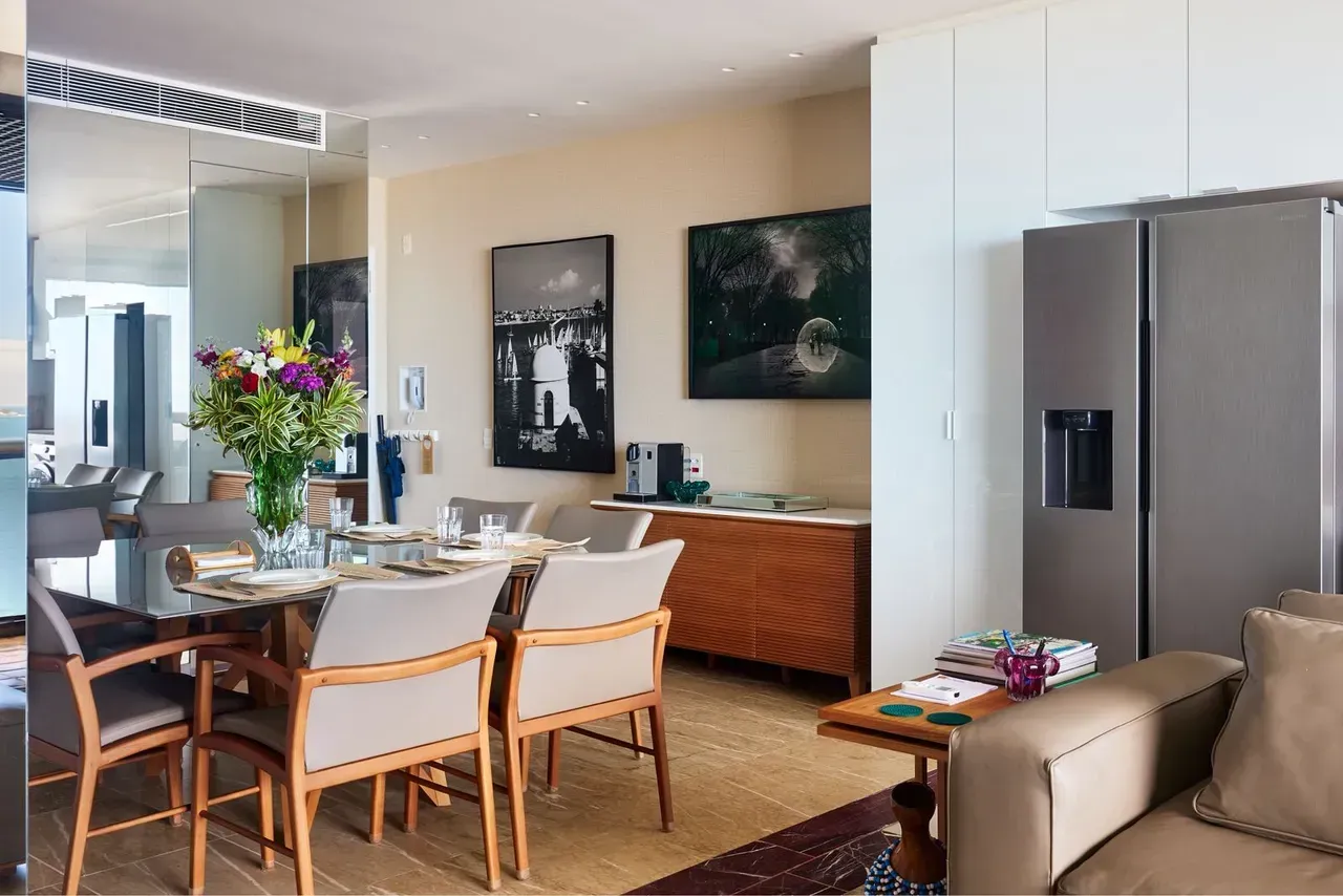 Unfurnished 2-bedroom apartment with 3 bathrooms — photo 13