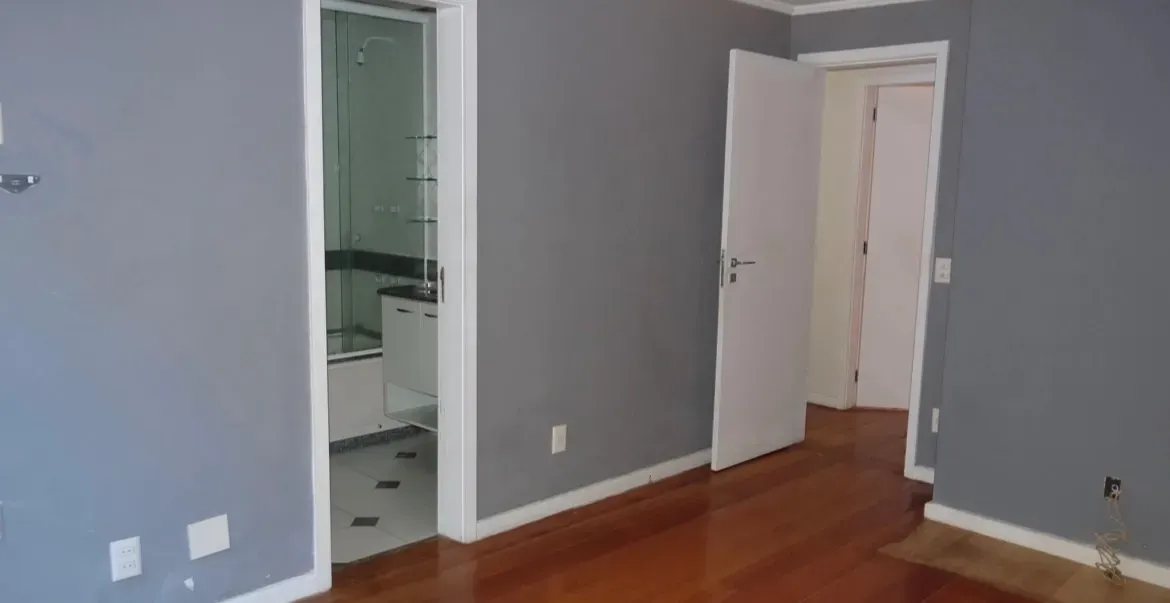 Apartamento de 185 m² com 3 quartos e 5 banheiros — photo 7