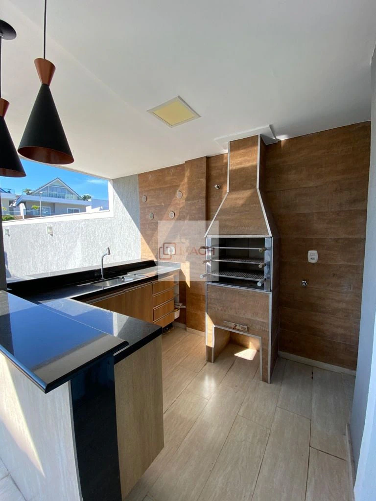 Casa mobiliada com 4 quartos e área de churrasco privativa — photo 9