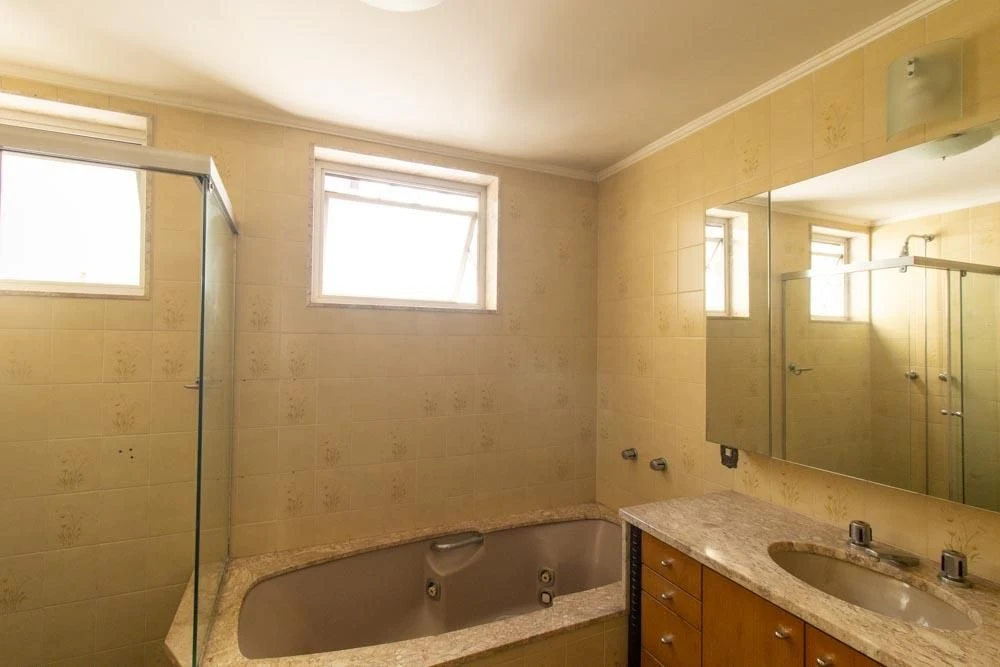 Departamento de 4 dormitorios con bañera en Curitiba — photo 47