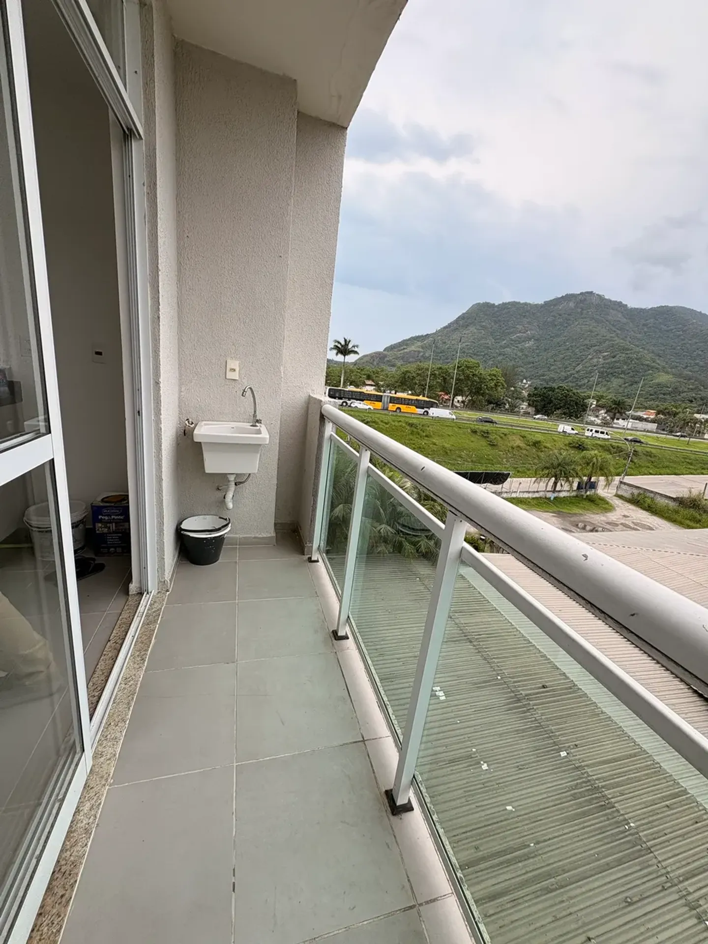 Mountain view in a one-bedroom apartment, 35 m²