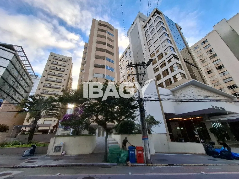 Apartamento de 1 dormitorio con zona de lavandería — photo 10