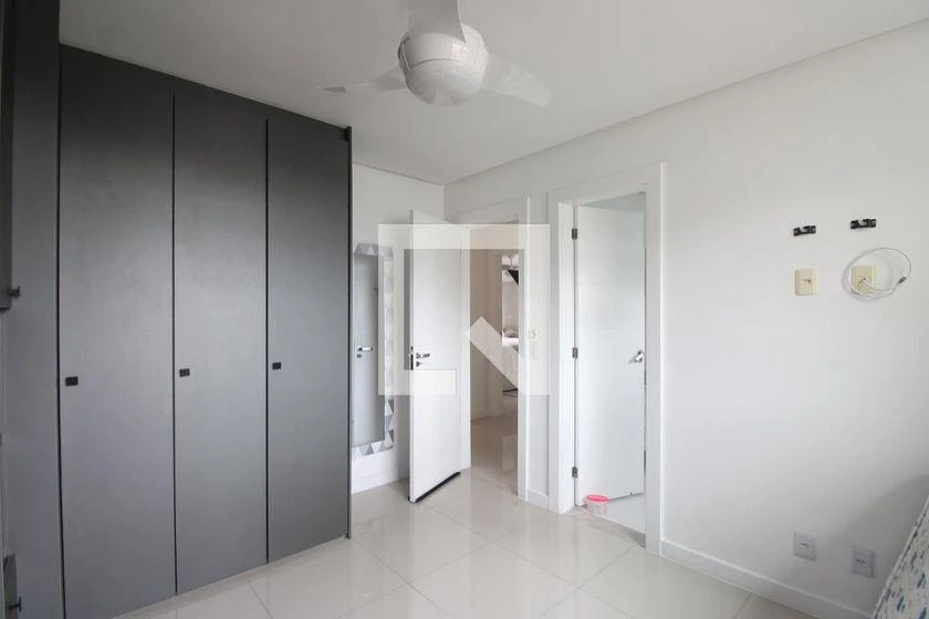 House for rent with 3 en-suite bedrooms and 200 m² — photo 46