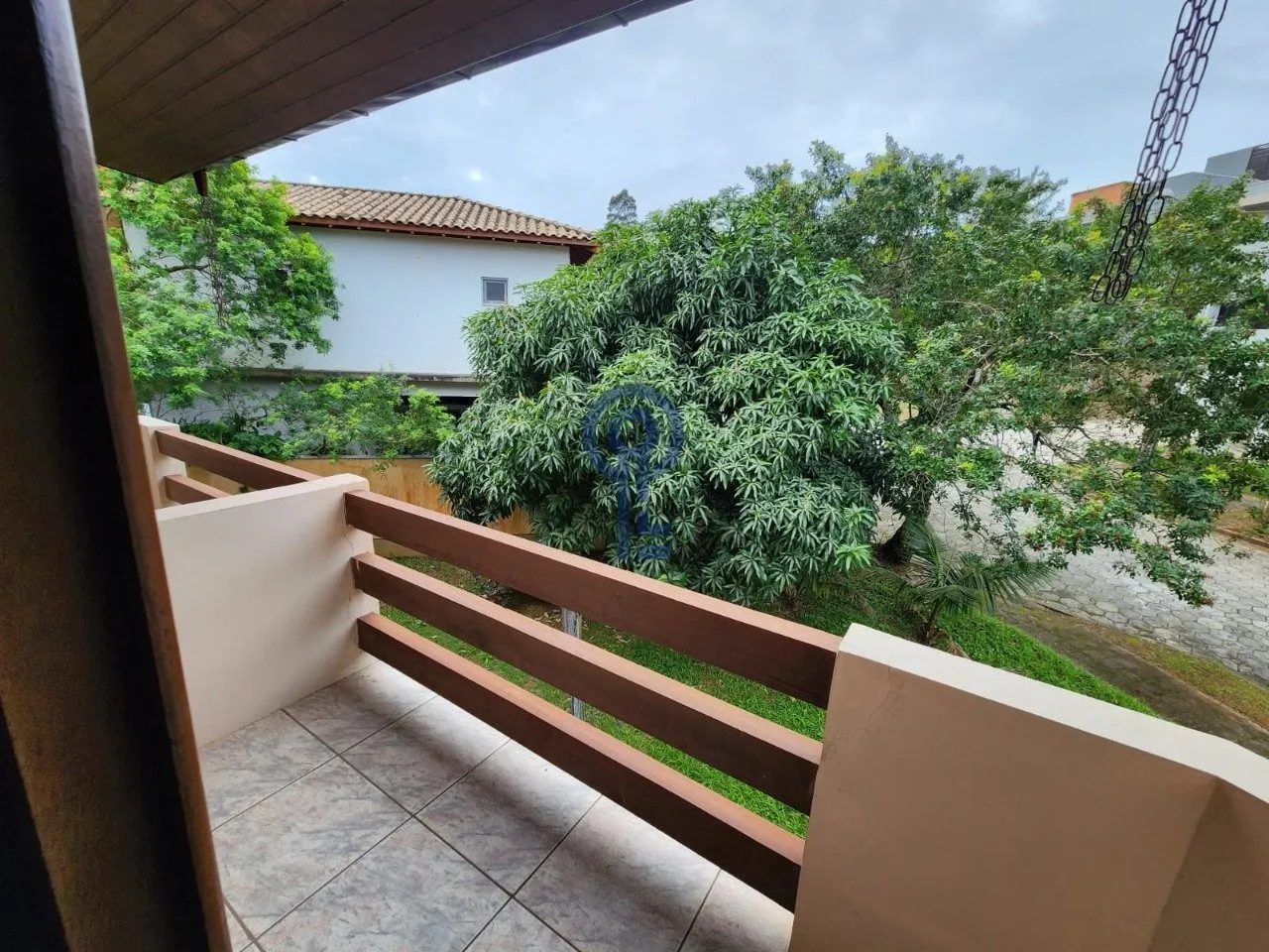 Condo house with 4 bedrooms and a private garden — photo 13