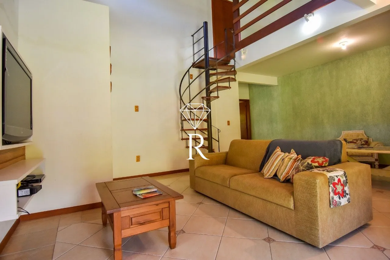 Casa tipo sítio con 4 dormitorios y 6 plazas de aparcamiento — photo 3