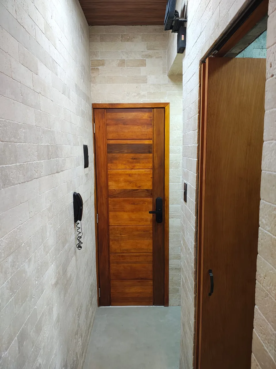 Apartamento de 1 quarto com varanda e 1 banheiro — photo 7
