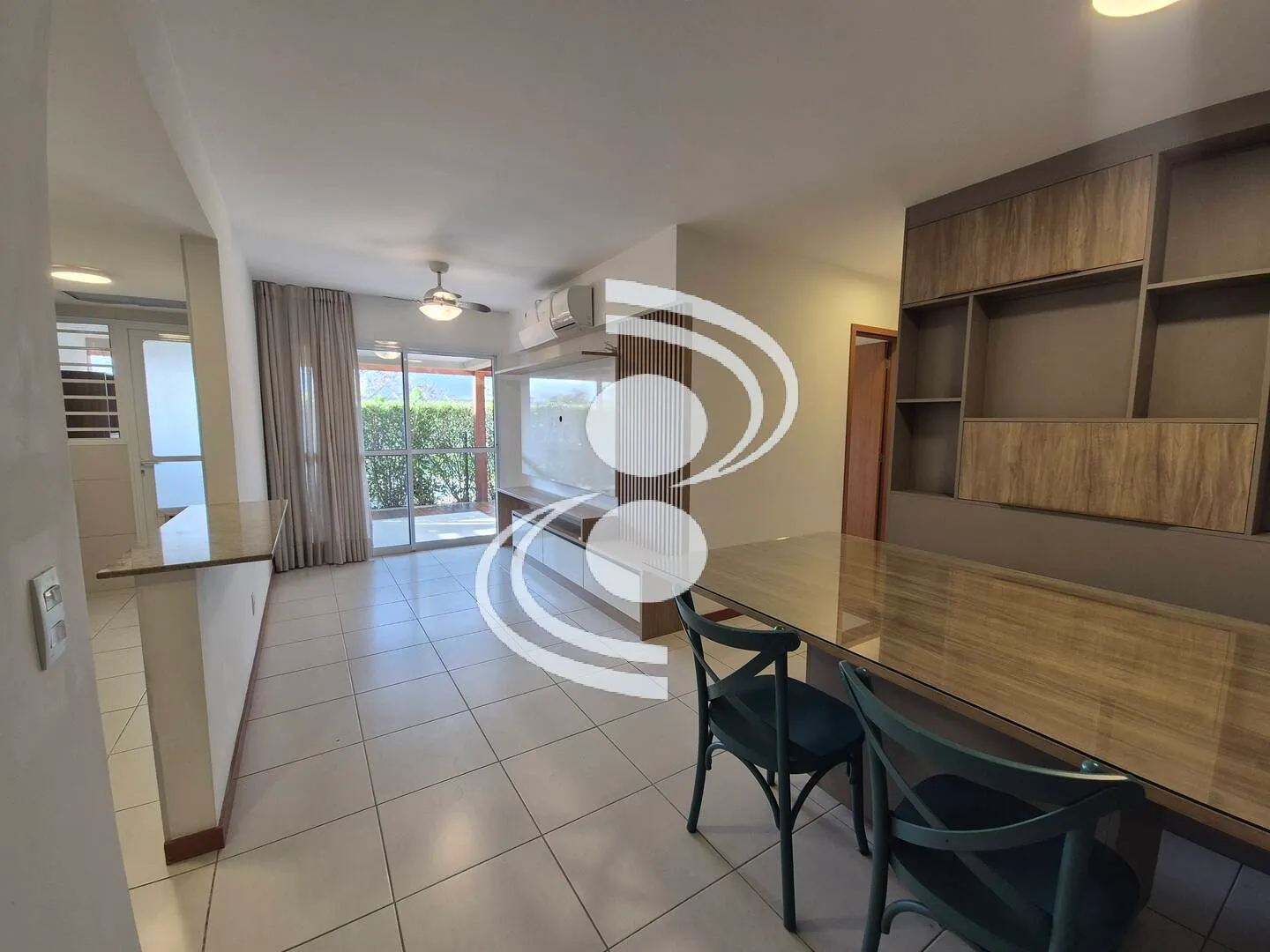 Garden-style apartment with 2 bedrooms and 4 bathrooms — photo 23