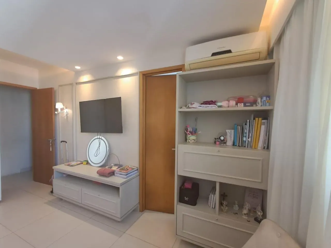 Furnished apartment, 136 m², with a jacuzzi — photo 8