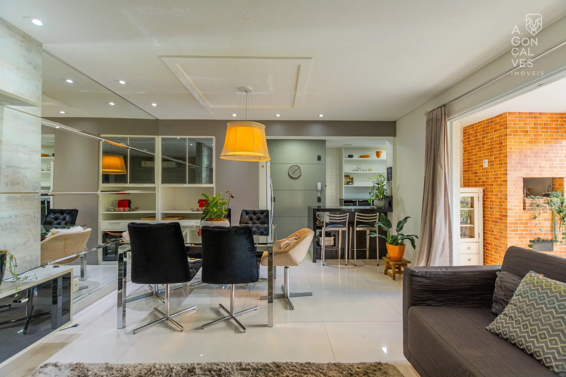 Apartamento de 3 dormitorios y 2 plazas, 233 m² — photo 2