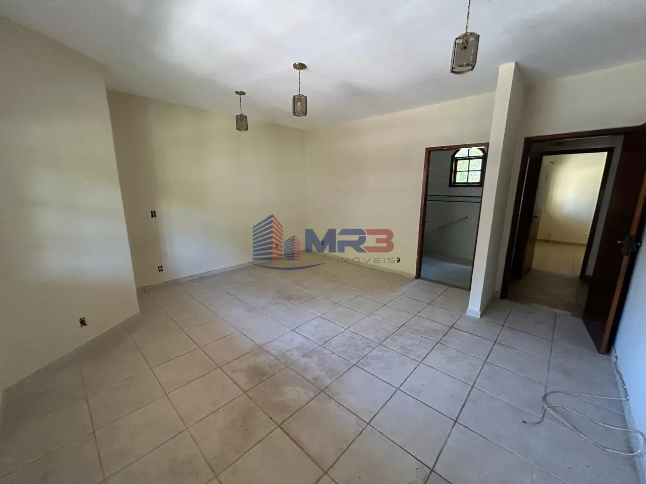 House, 280 m², with a bathtub — photo 22