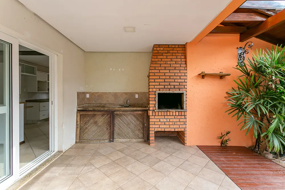 Ванна и 4 спальни: дом 350 м² — photo 14