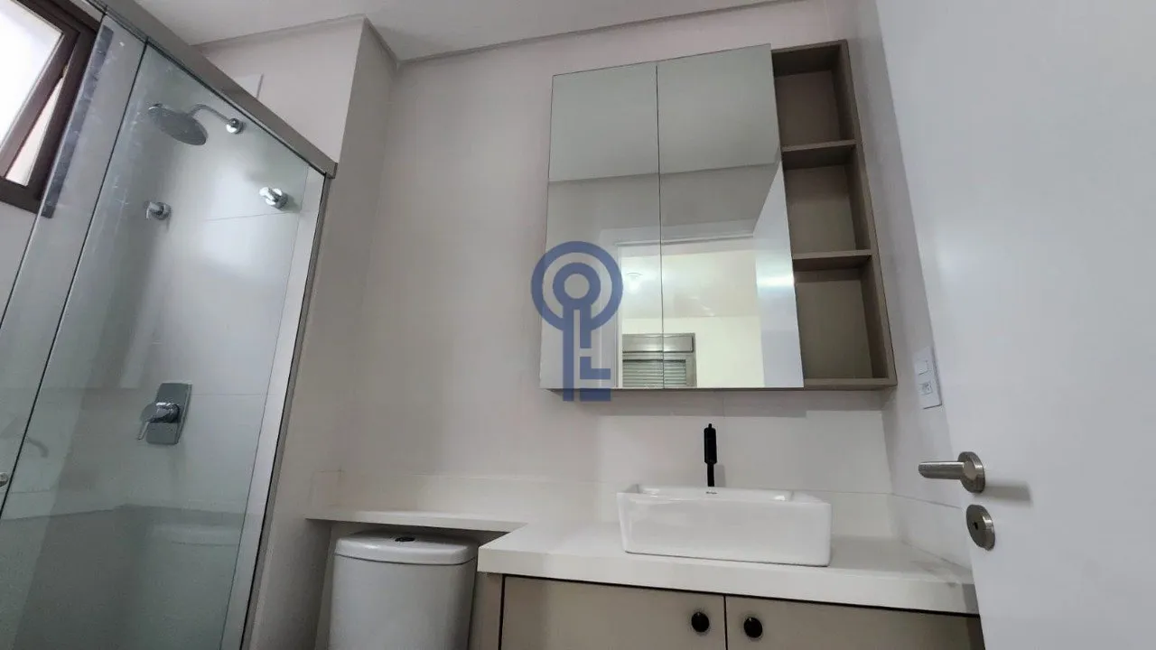 Furnished 59 m² studio with open-plan kitchen and electric stove — photo 15