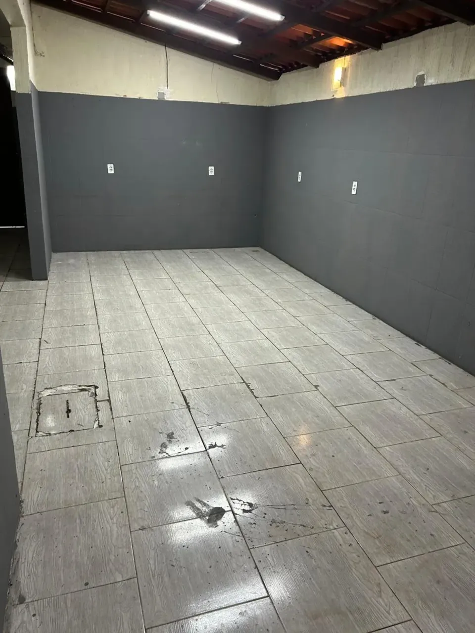 Немеблированный дом 230 м² с 3 спальнями и отдельной кухней — photo 12