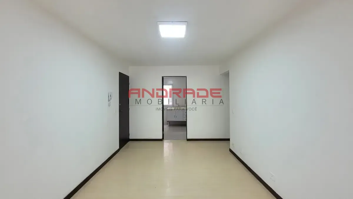 3-bedroom apartment with a separate closed-off kitchen — photo 15