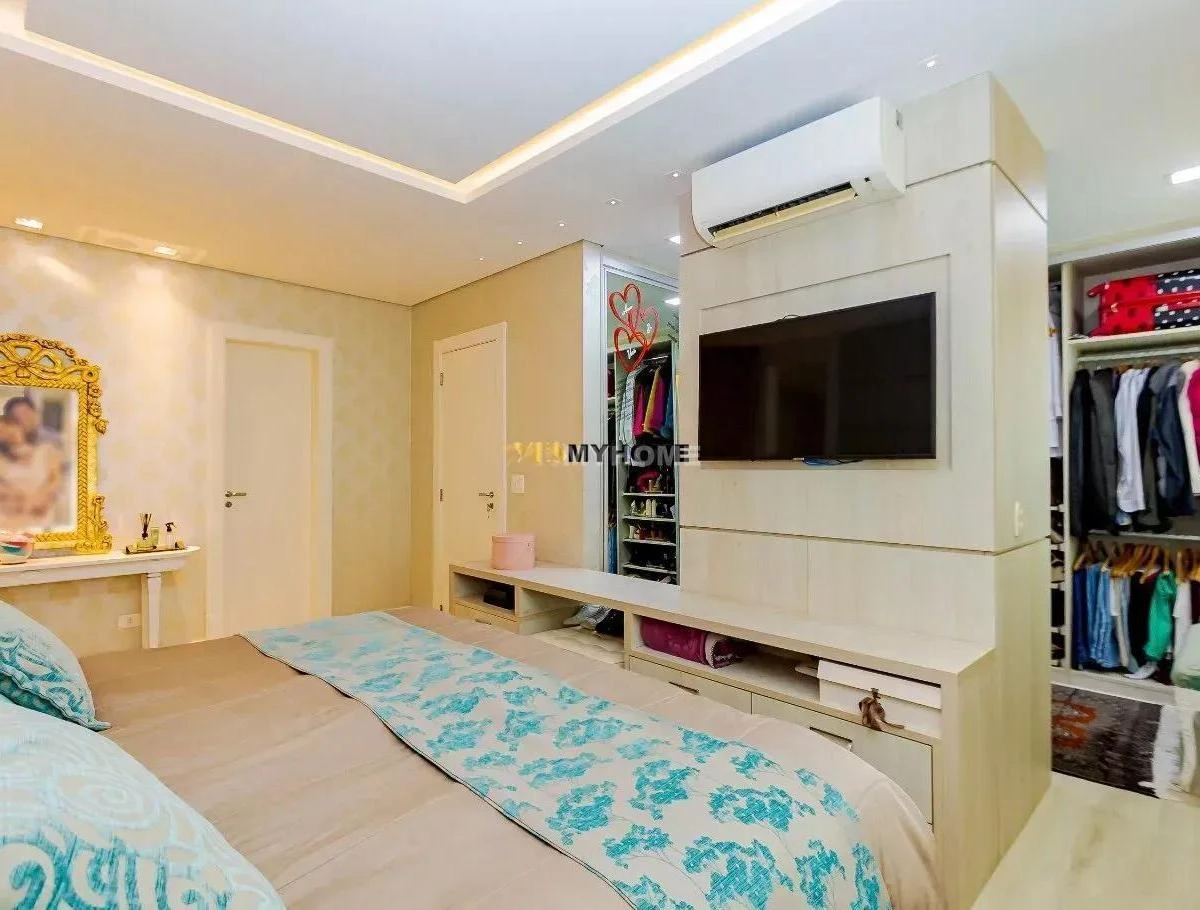 Furnished apartment with 3 en-suite bedrooms and balcony — photo 20