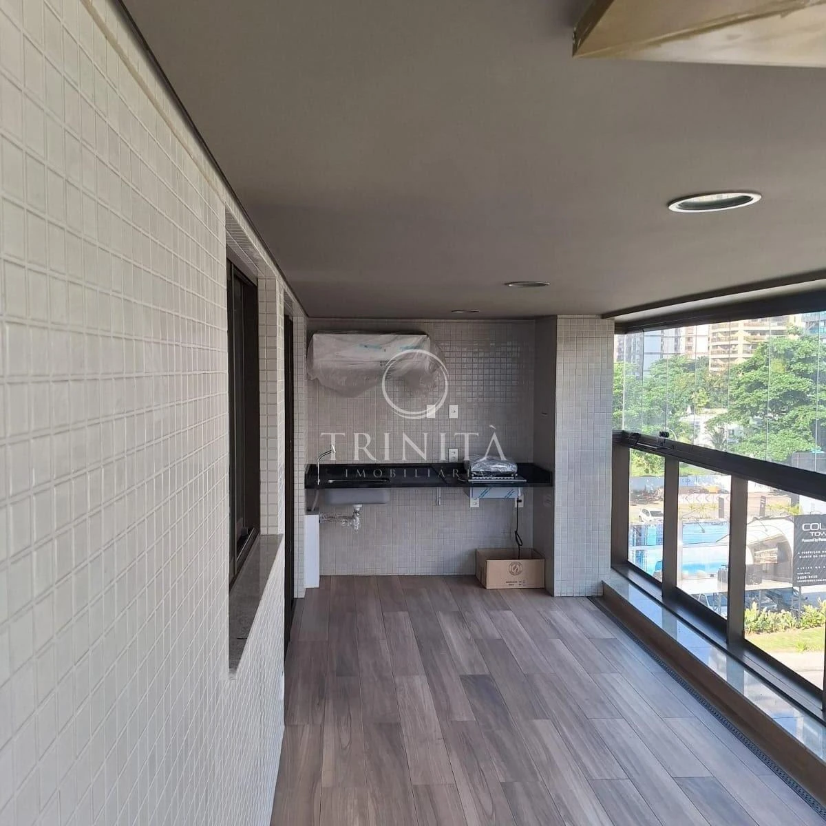 Apartment, 116 m², with a glass-enclosed balcony