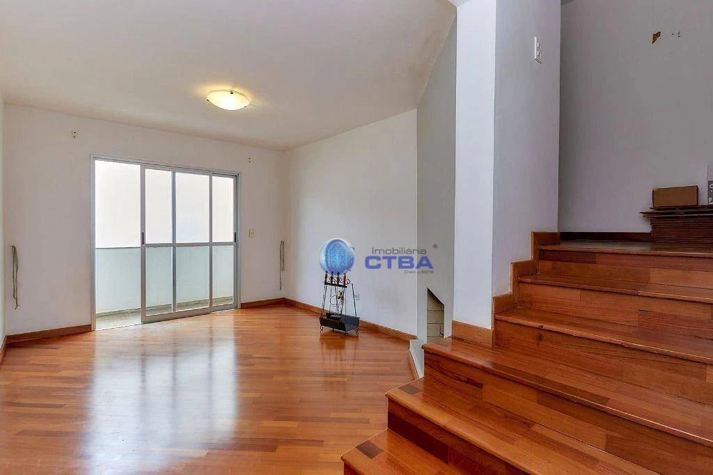 House, 164 m², with wood or laminate floors — photo 12