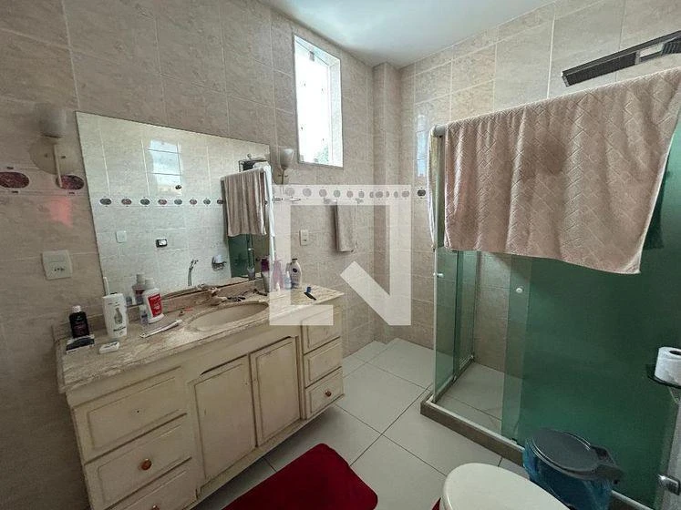 4-bedroom house with a washing machine — photo 41