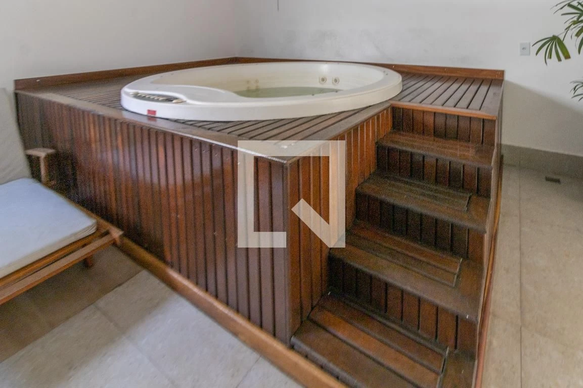 Apartamento para alugar com 5 quartos e piscina no condomínio — photo 88