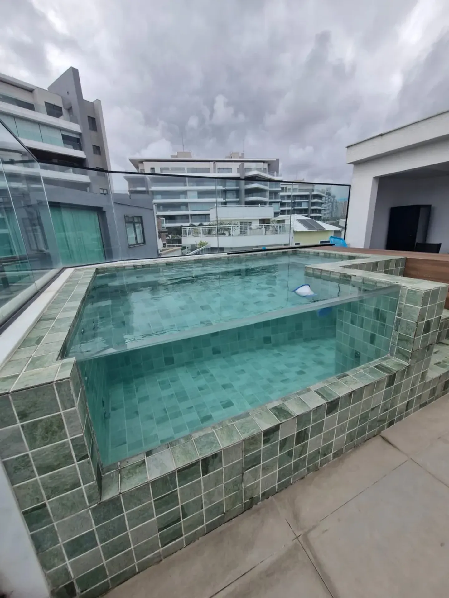 Furnished house, 280 m², with a water view — photo 19