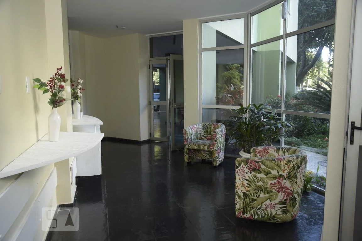 Furnished apartment, 37 m², with a washing machine — photo 25