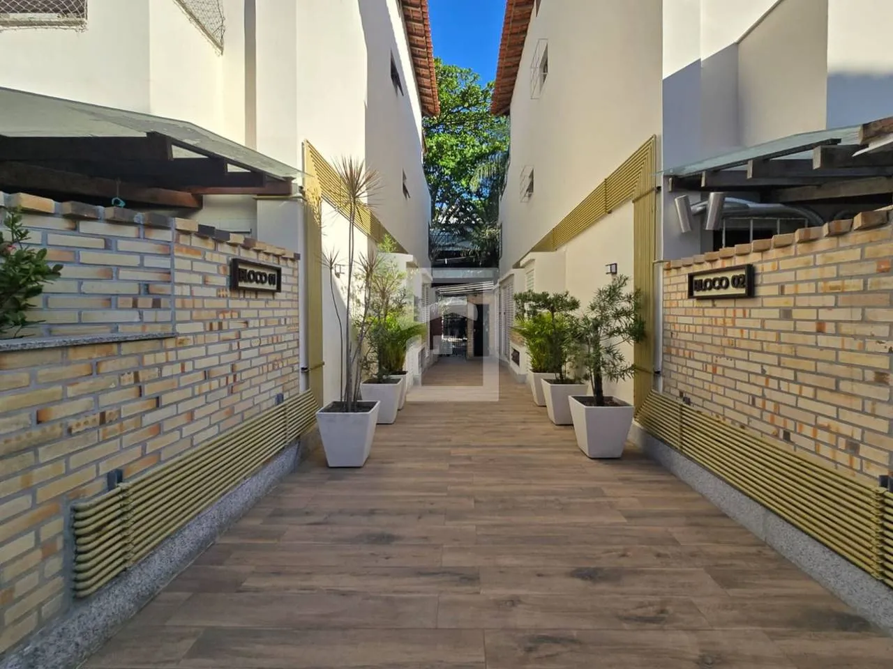 Triplex house with 4 bedrooms and 2 en-suites — photo 28