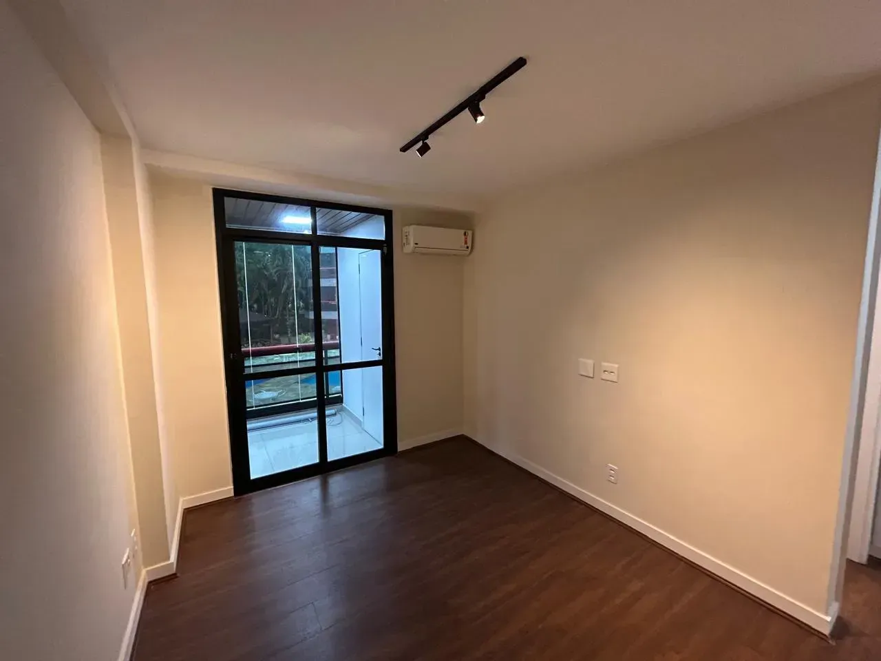 Apartment for rent with 4 bedrooms and 4 bathrooms — photo 6