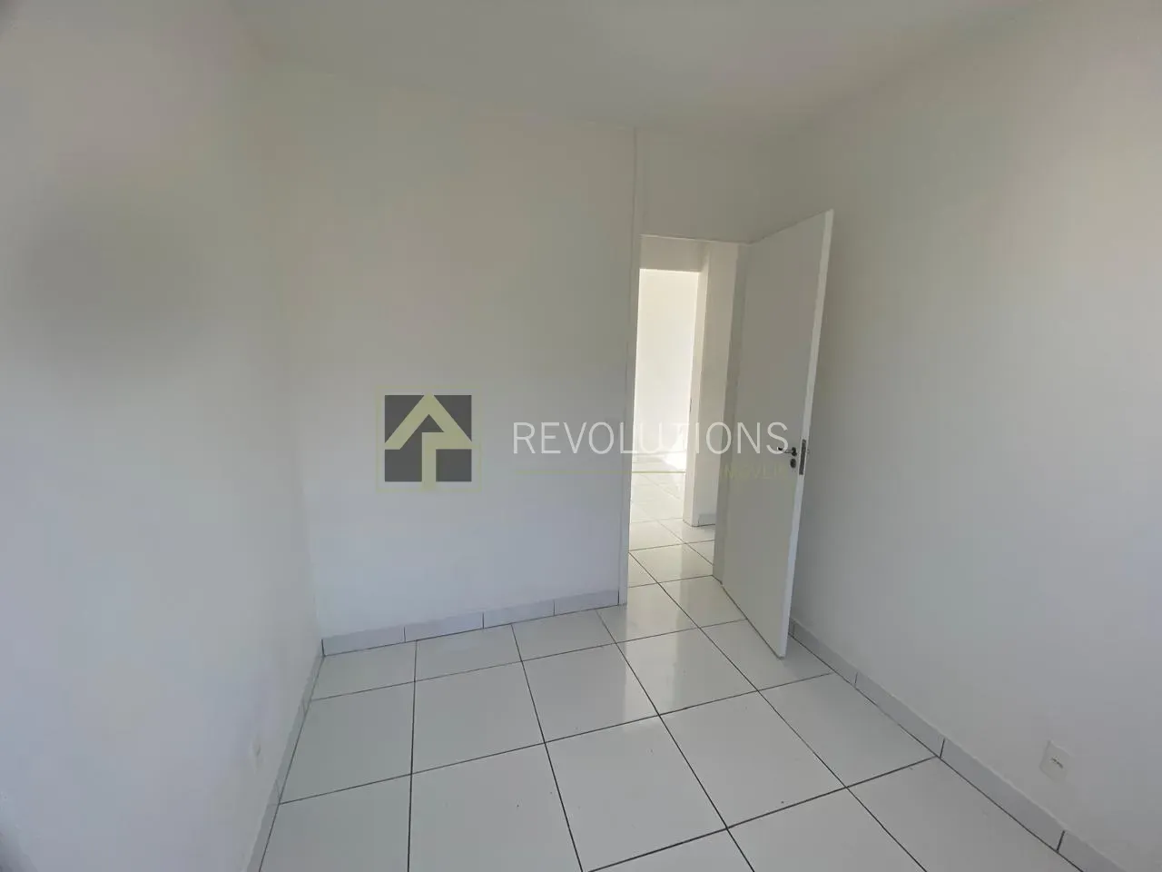 Apartment with 3 bedrooms and 1 bathroom — photo 10