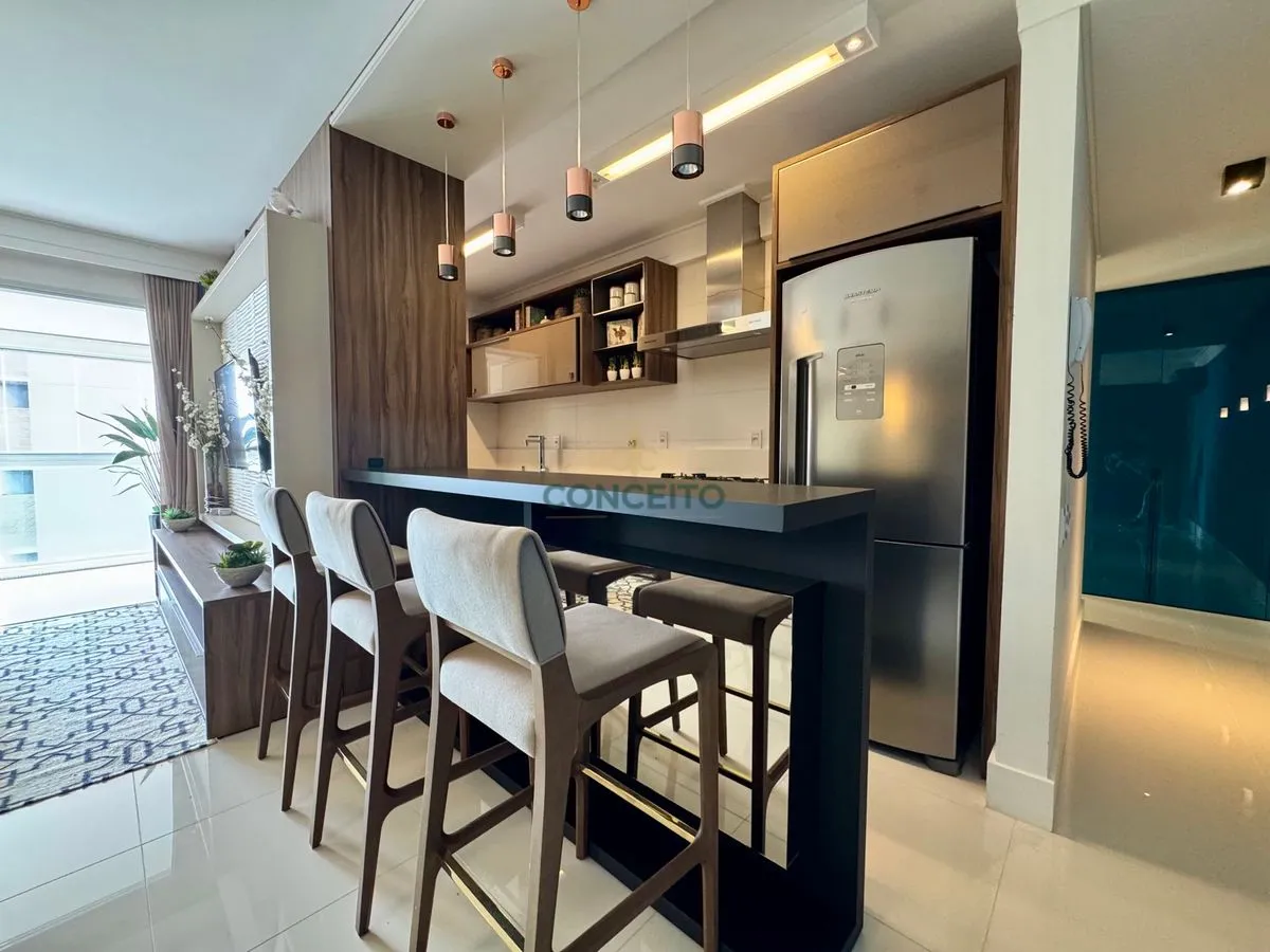 2-bedroom apartment with floor-to-ceiling windows — photo 2