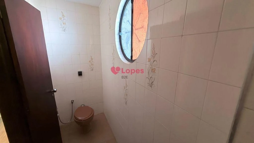 Casa de 450 m² com 3 quartos e fogão a gás — photo 51