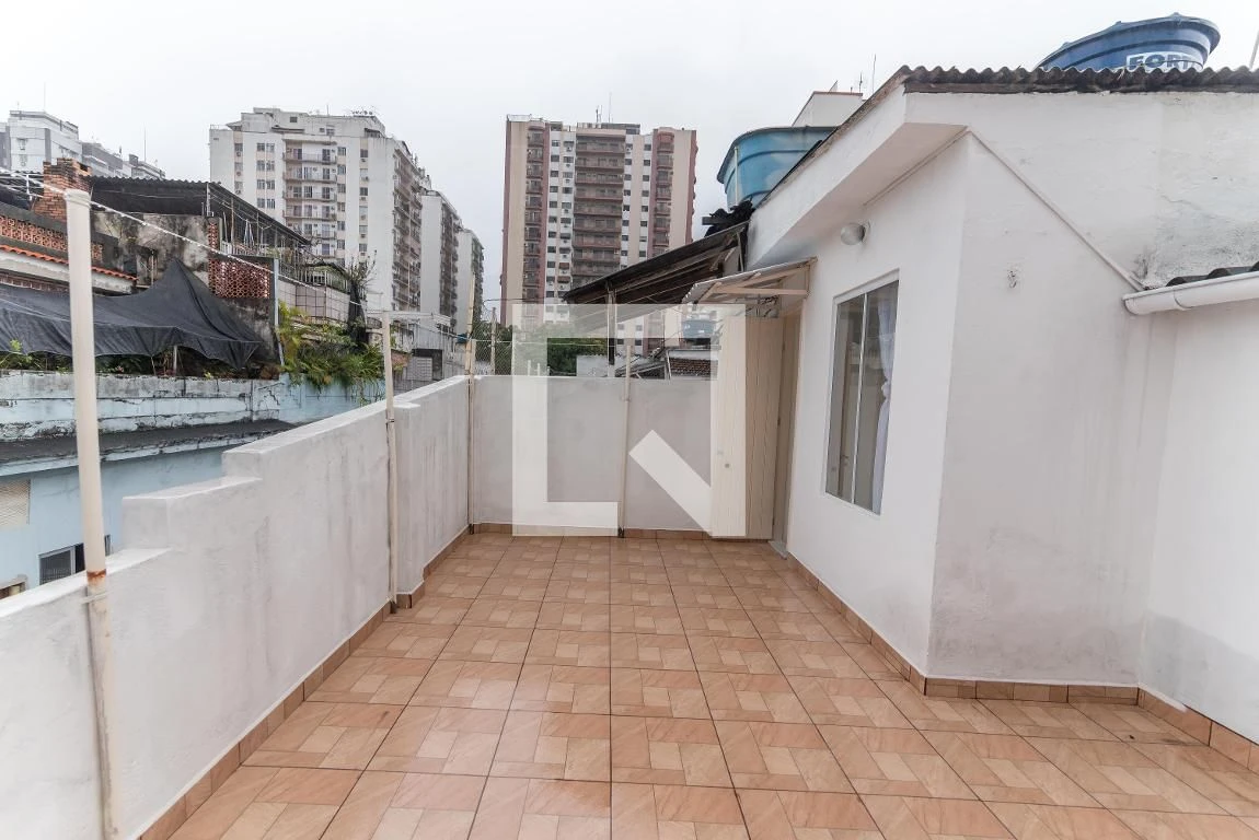 Apartment with 3 bedrooms and 1 en-suite, no parking — photo 3