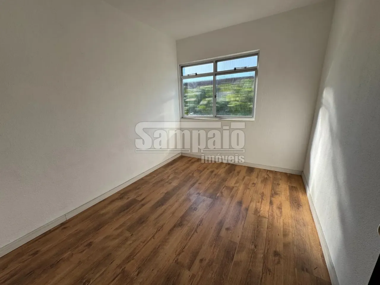Apartamento de 2 quartos com cozinha fechada e vaga — photo 8