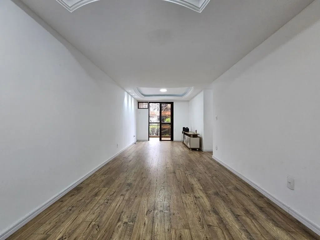 3-bedroom apartment with a home office in Rio de Janeiro