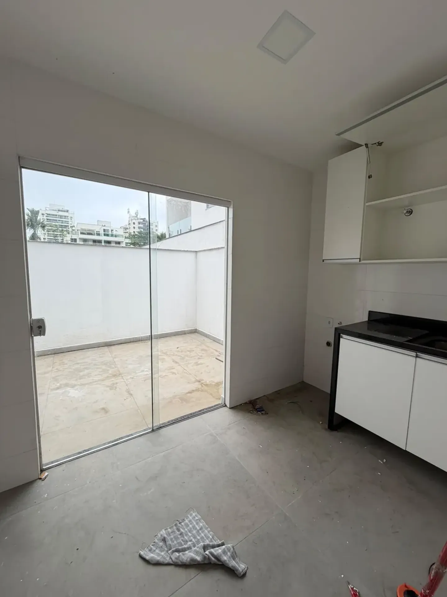 House, 300 m², with a walk-in closet — photo 4