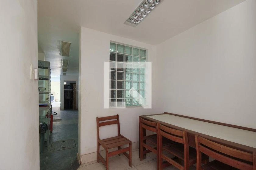Rental house with 10 bedrooms and a separate kitchen — photo 47