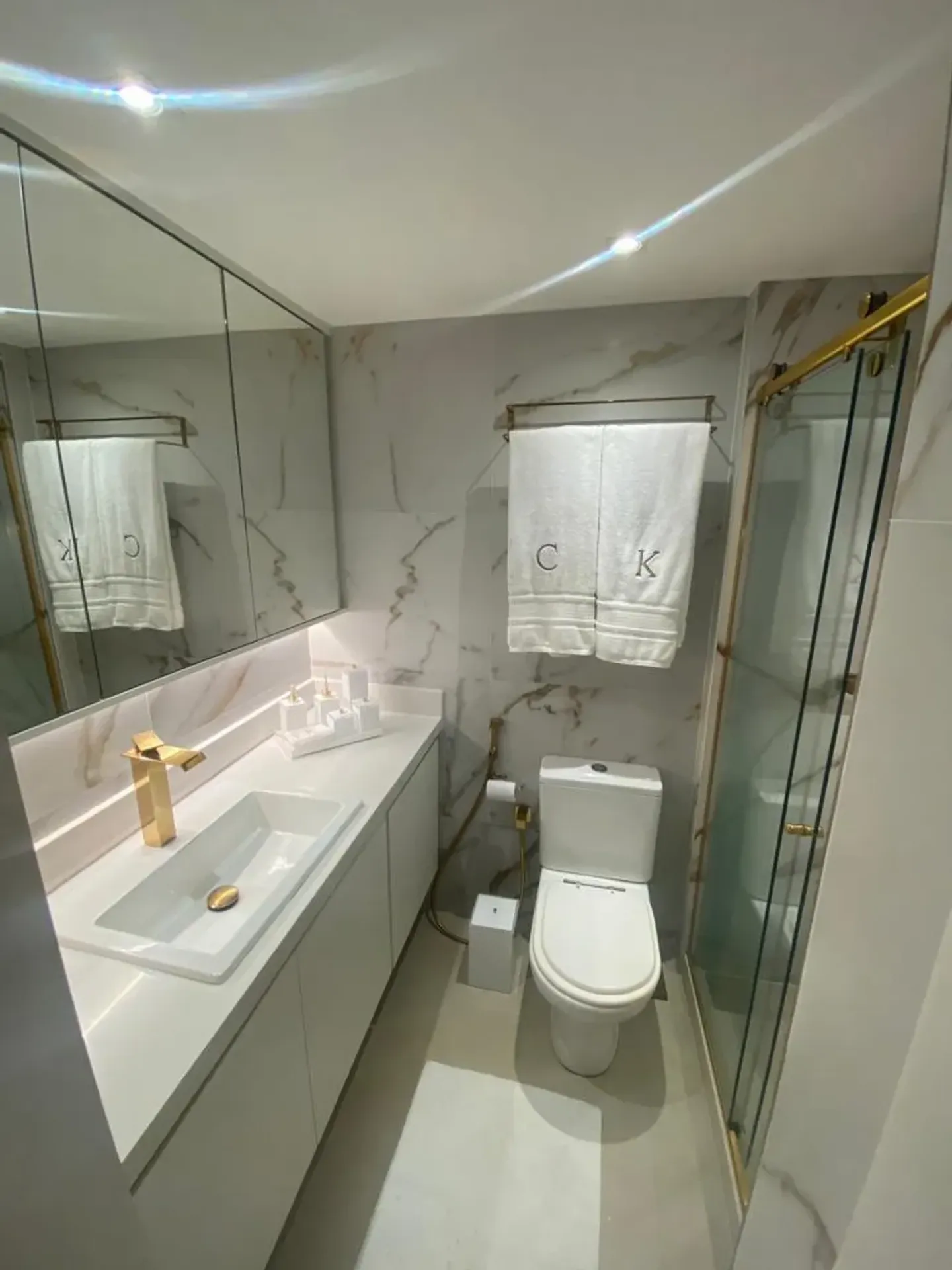 Furnished apartment, 125 m², with a walk-in closet — photo 16