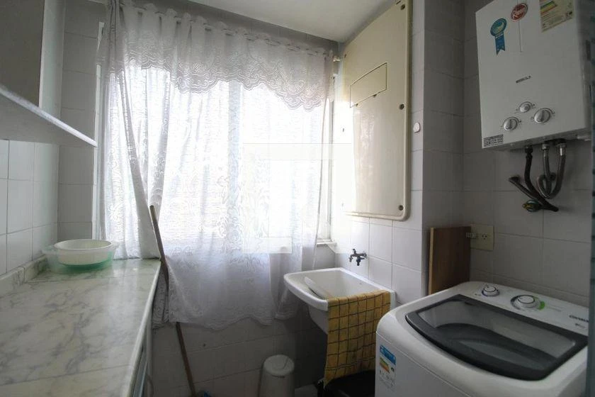 2-bedroom apartment with a home office — photo 28