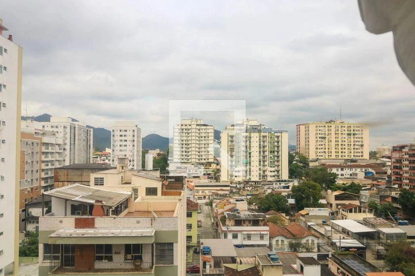 Furnished 2-bedroom apartment with 1 bathroom — photo 36